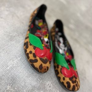 NEVER WORN IRON FIST FLATS